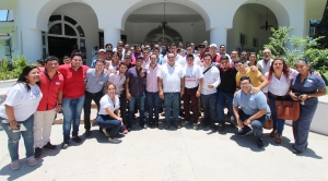 Establece Dávalos acuerdos con deportistas y jóvenes