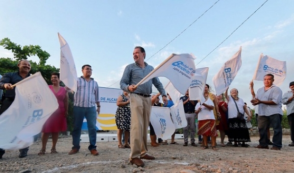 Inicia Jaime Cuevas obra de Alcantarillado Sanitario en Jarretaderas