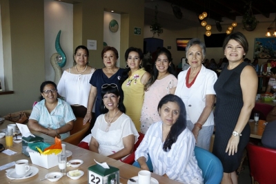 Celebran damas del Voluntariado su primer desayuno con causa