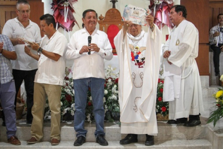 Encabeza Profe Michel cierre de festejos patronales de El Pitillal