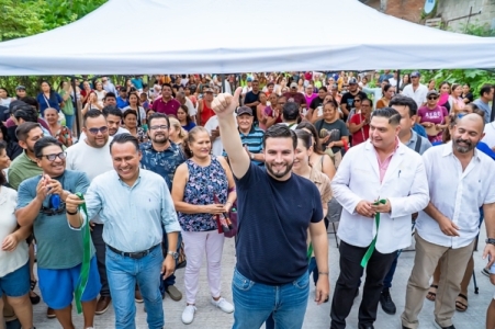 Gobierno de Luis Munguía cumple promesa de campaña e inaugura calle Margarita